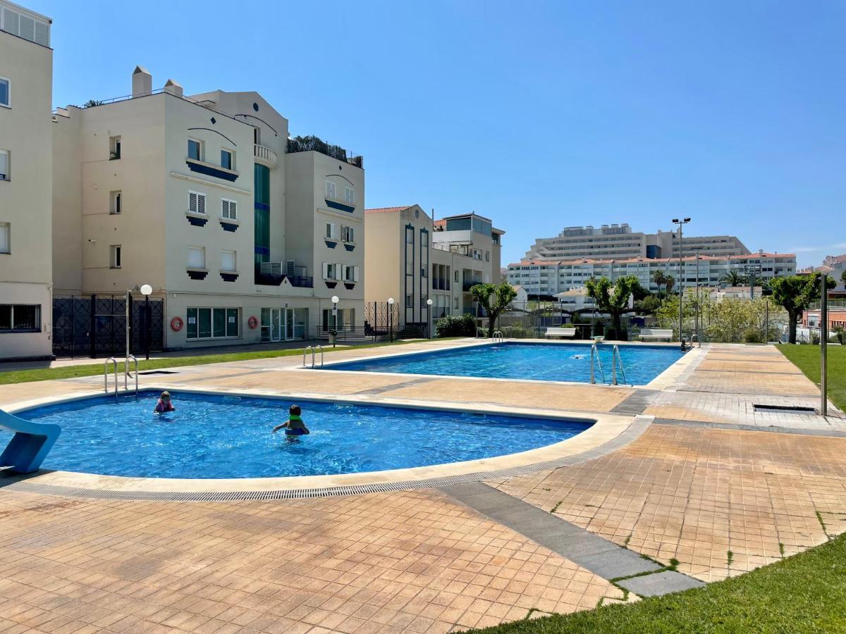 La Marina2 Seaview With Amazing Terrace Apartment Sitges Exterior photo